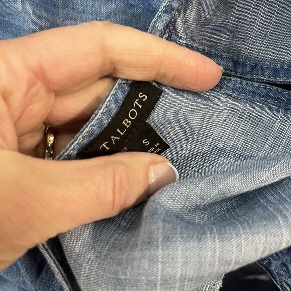 Talbots Blouse Top size Small Denim Chambray Tencel Lace Boho Peasant Modest - Picture 10 of 10